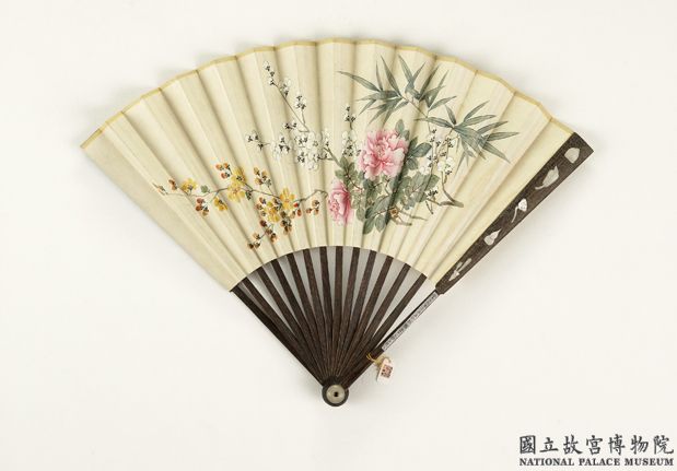 清人花卉　成扇